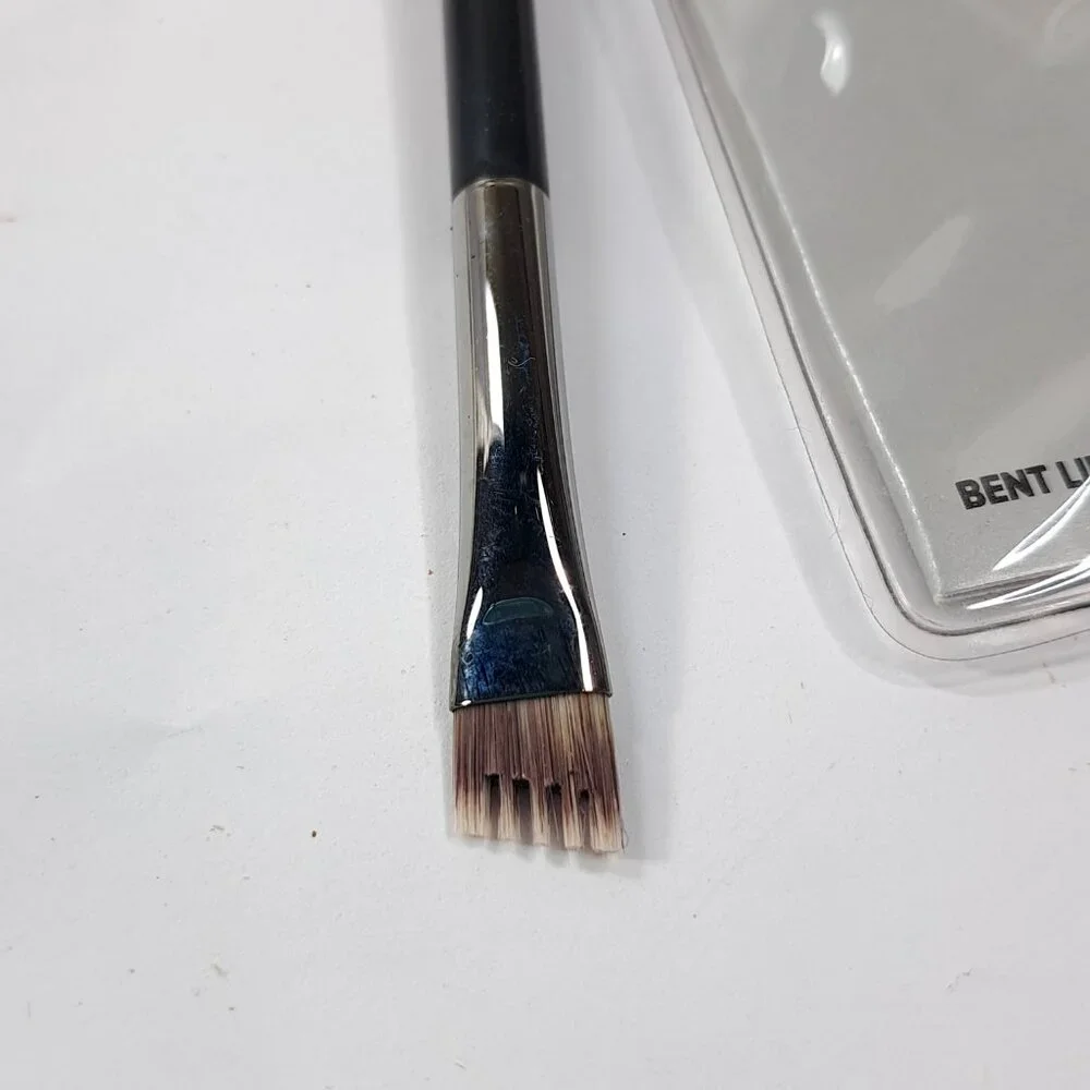 IT Cosmetics Tightliner 10 In 1 dual end brush Bent Liner End tightlining makeup